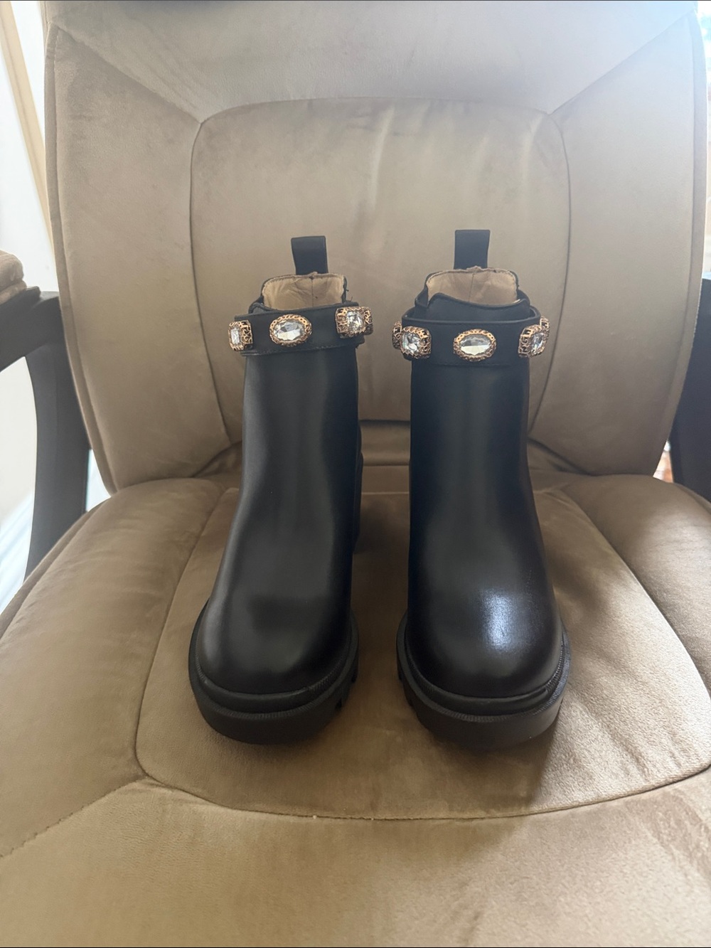 Steve Madden Black Jewel-Trim Leather Ankle Boots